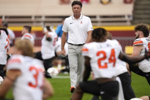 After stumbling out of the blocks, Mike Gundy has Oklahoma State rolling along